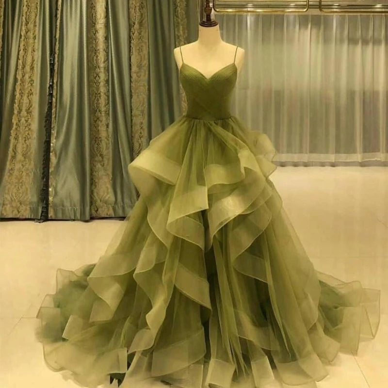 Olive Green Prom Dresses Designer Ruffle Tulle Skirt Formal Women Evening Gows Spaghetti Straps Celebrity Outfits