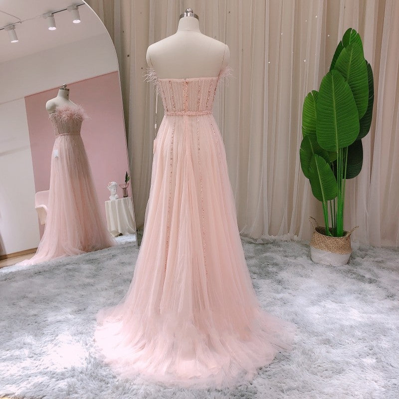 Luxury Beading Pink Dubai Evening Dress with Feather Strapless Arabic Wedding Party Gown Women Elegant Formal Prom Dresses