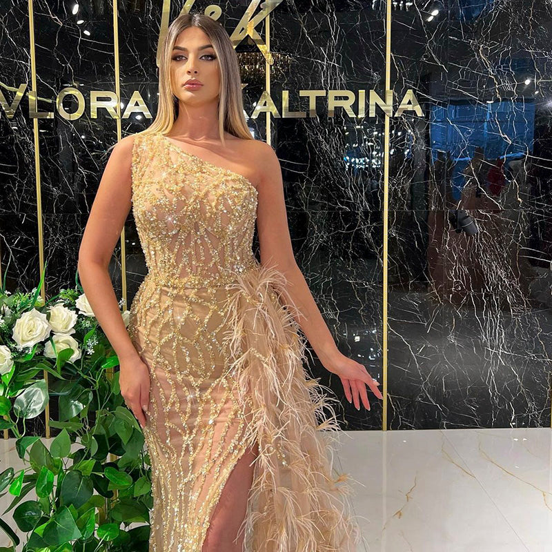 Luxury Feather One Shoulder Emerald Mermaid Prom Dresses with Slit Long Evening Dress for Women Wedding Party Gowns
