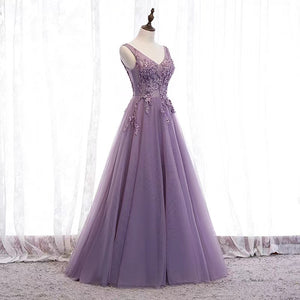 Elegant Long Purple Prom Dresses Lace Applique Sleeveless 2022 V Neck Lace Up Formal Party Evening Gowns Robe De Soirée Vestidos
